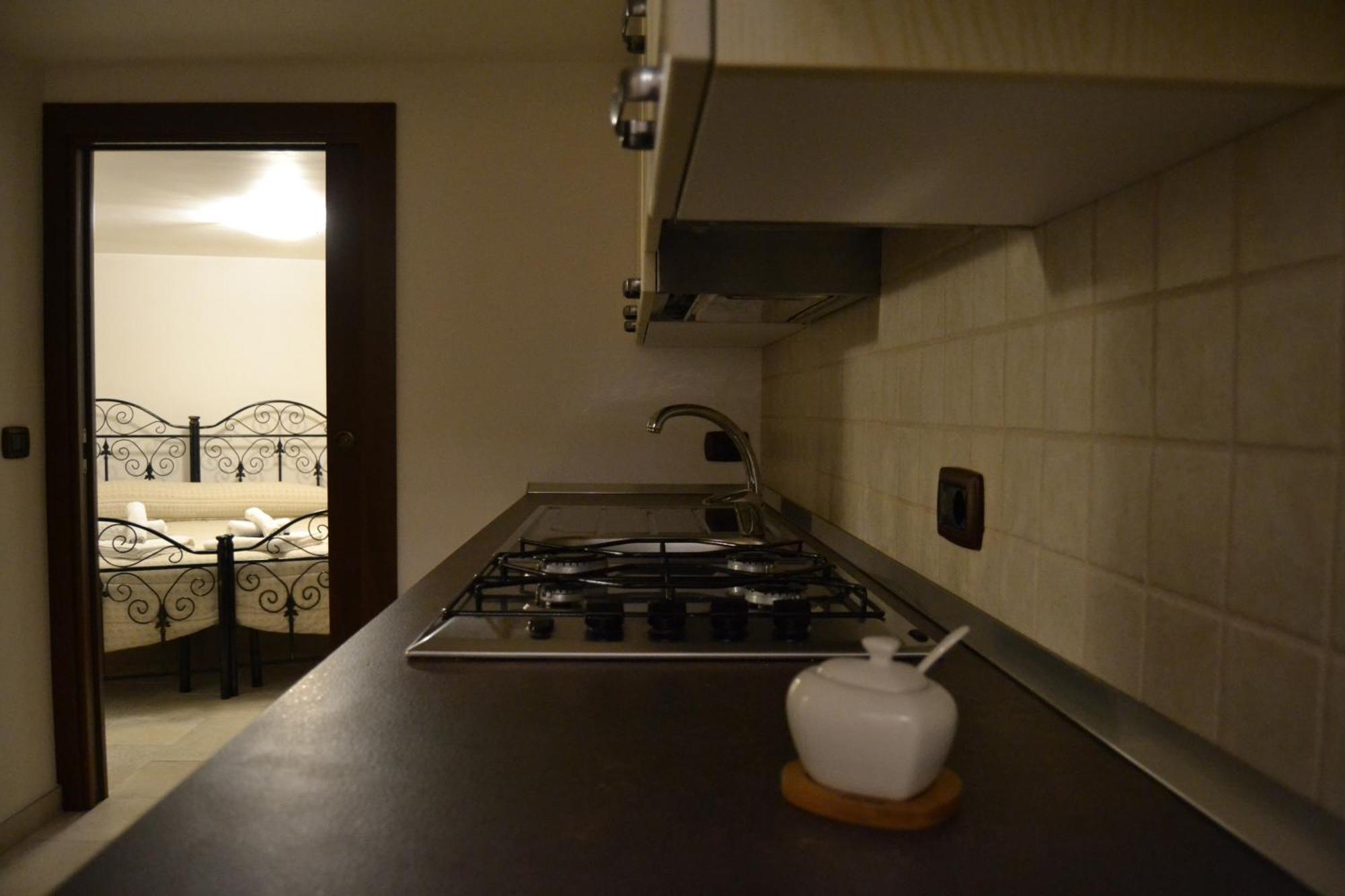 Al Borgo Antico Ristorante E B&B Crispiano Εξωτερικό φωτογραφία