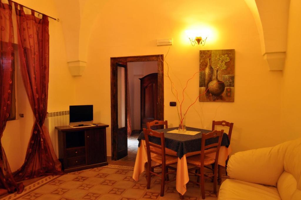 Al Borgo Antico Ristorante E B&B Crispiano Εξωτερικό φωτογραφία